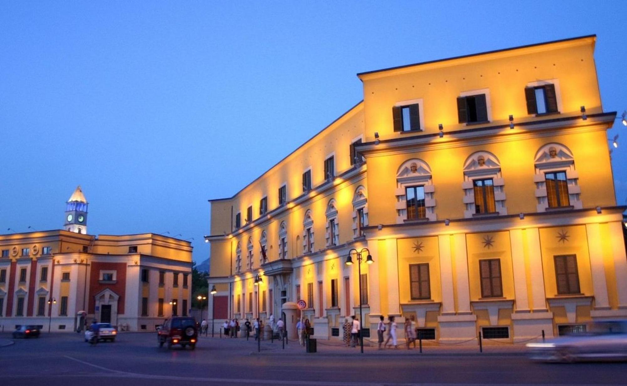 Enjoy Travel Central Apartments Tirana Exterior foto